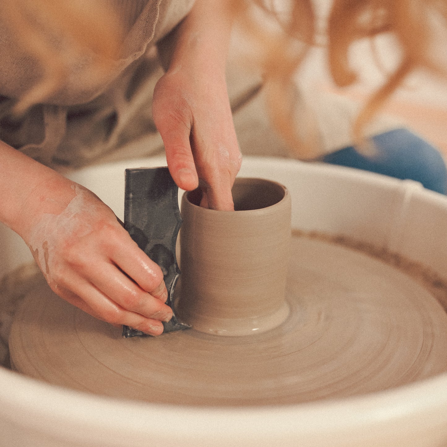 Töpfern an der Drehscheibe